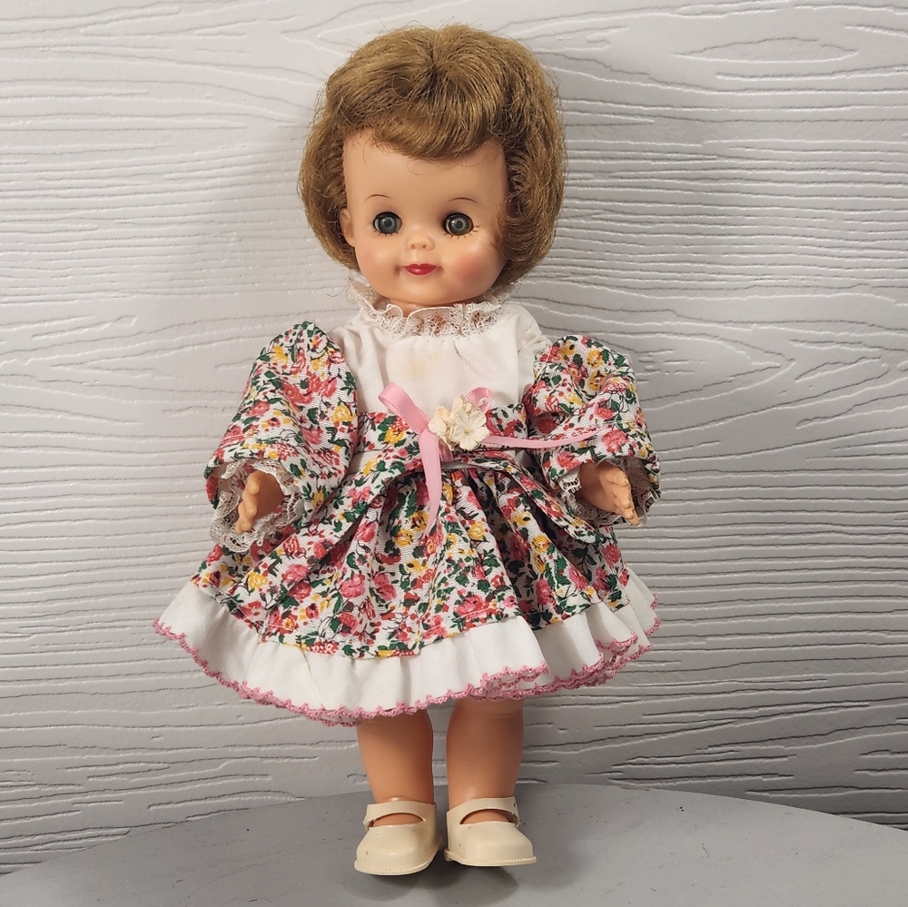 Vintage Effanbee Fluffy Doll 11” Sleepy Eyes Rooted Hair Floral Ruffle Dress